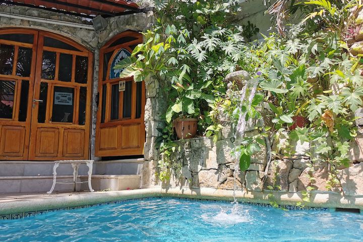 Pool 39 of 85