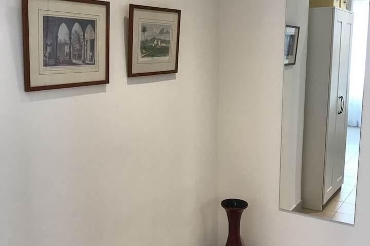 Room 49 of 104
