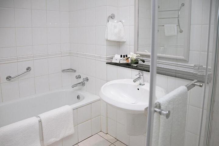 Photo 12