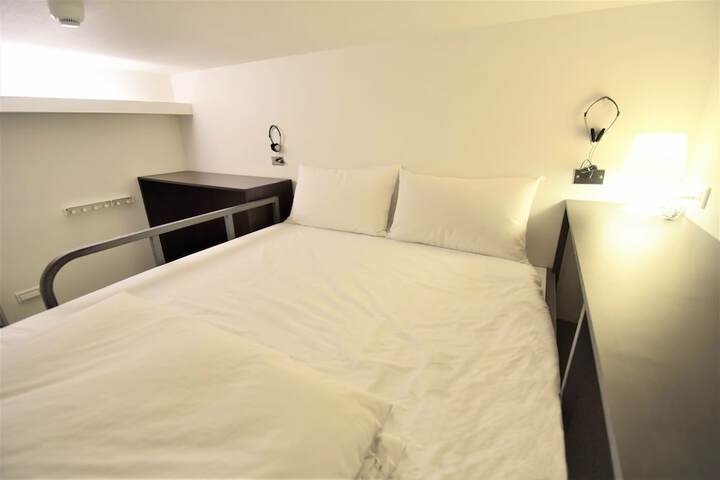 Room 18 of 44