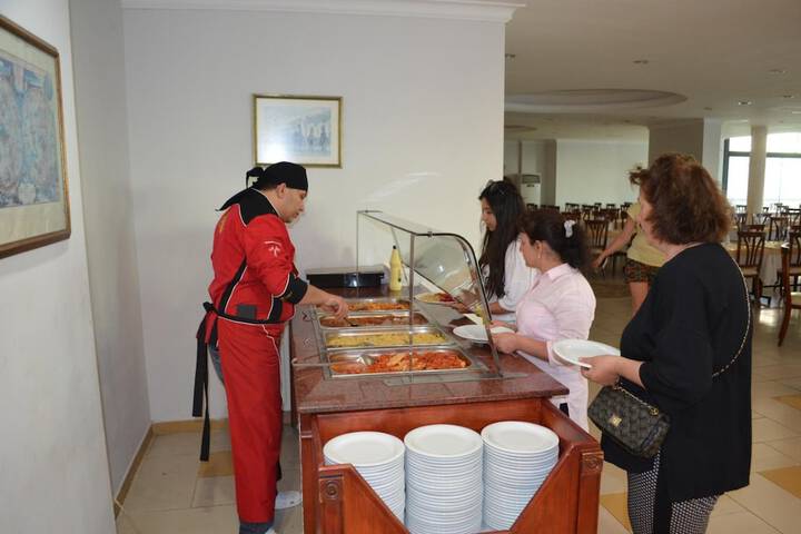 Dining Photos