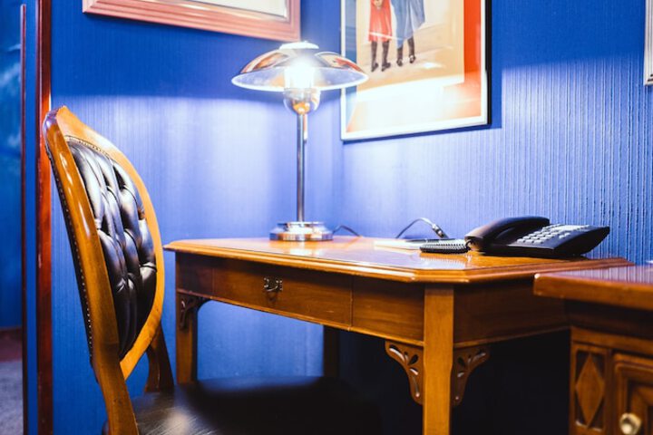 Room 25 of 46