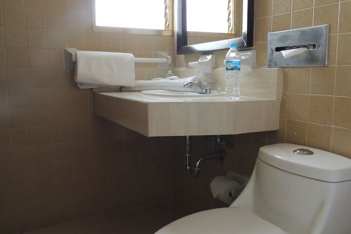 Room 14 of 20