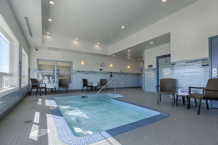 Pool 33 of 55