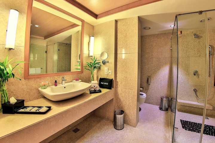 Room 20 of 62