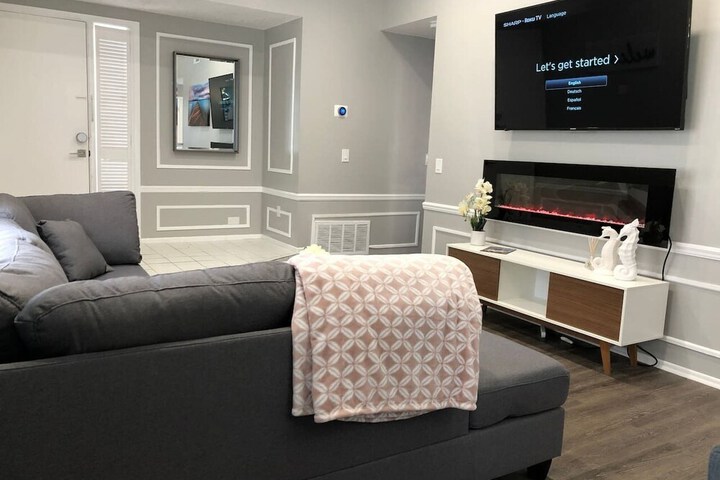 Room 28 of 44