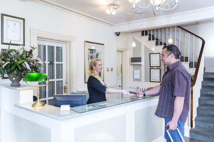 Guest Lobby