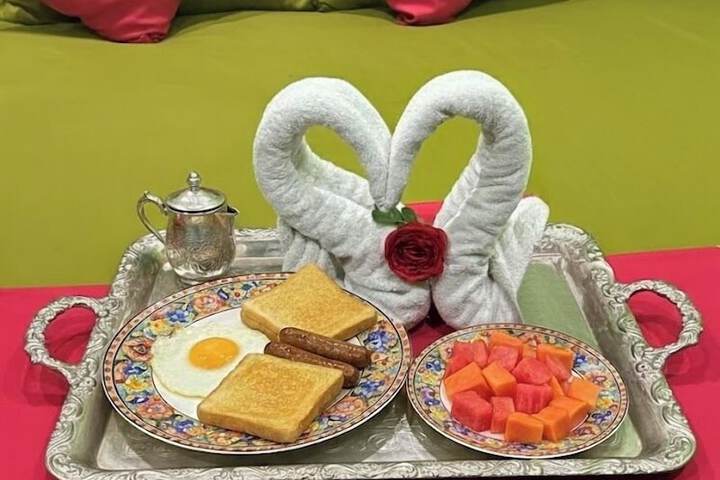 Breakfast/Coffee Service 19 of 30