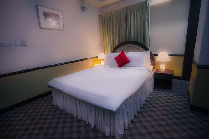Room 6 of 64