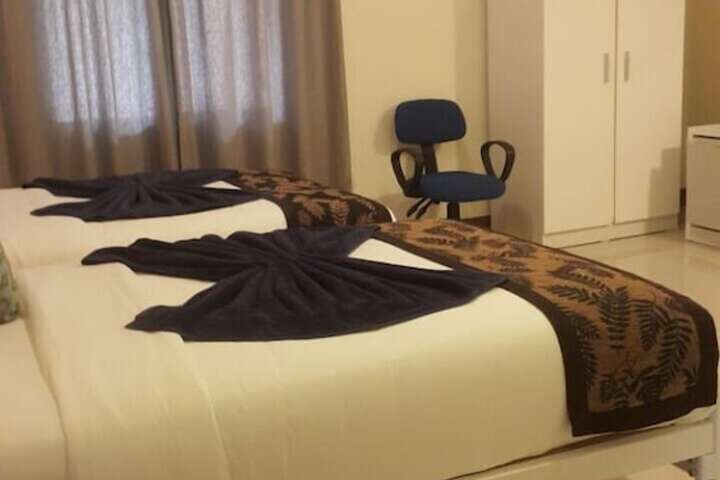 Room 10 of 10