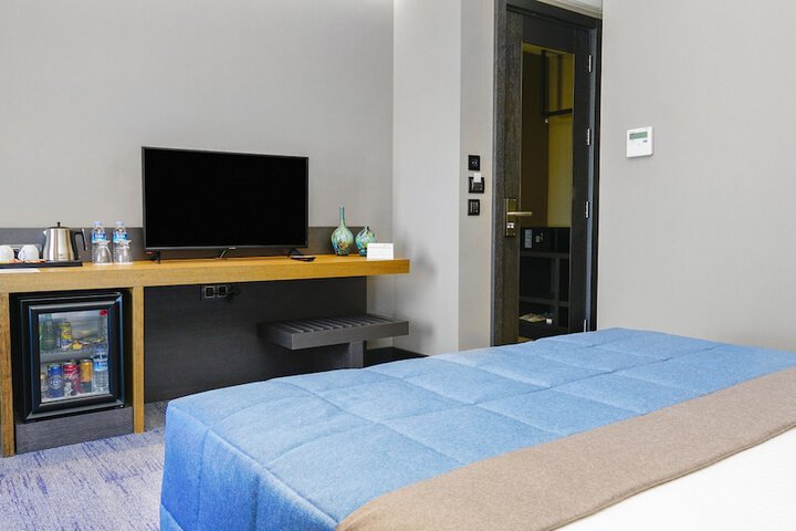 Room 49 of 75