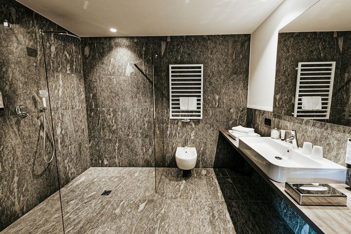 Room 42 of 113