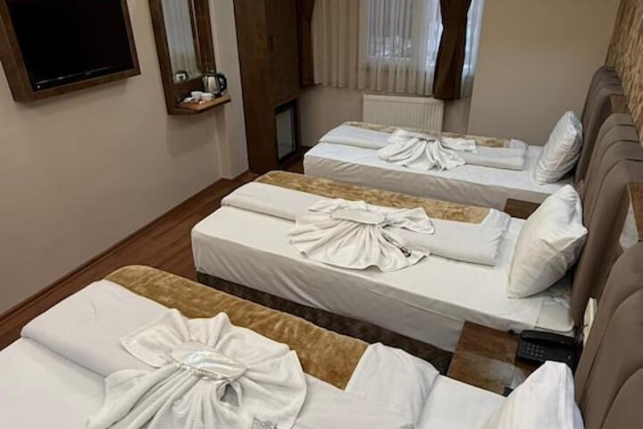 Room 18 of 31