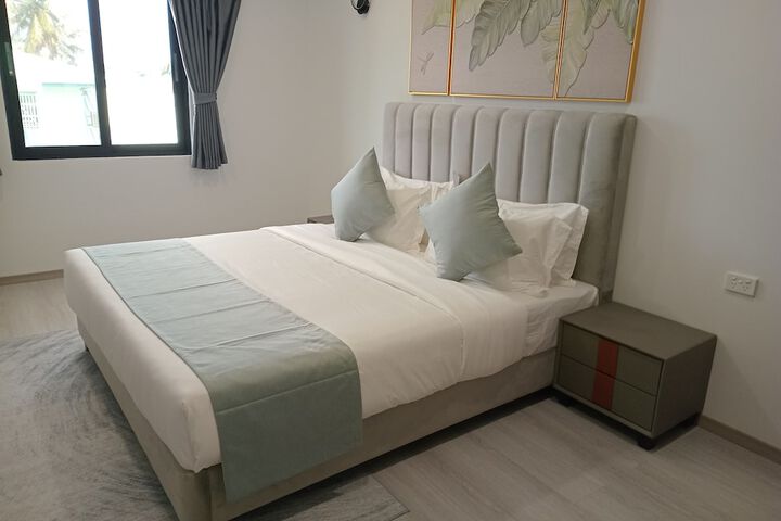 Room 11 of 53