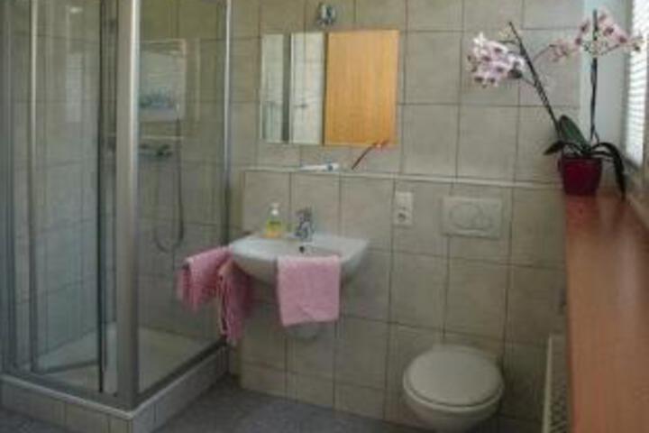 Room 5 of 30