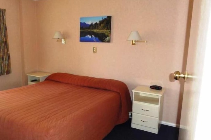 Room 14 of 52
