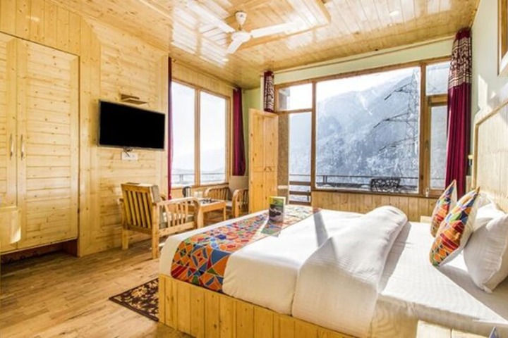 Room 7 of 30