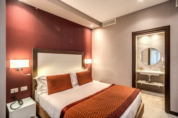 Room 17 of 29