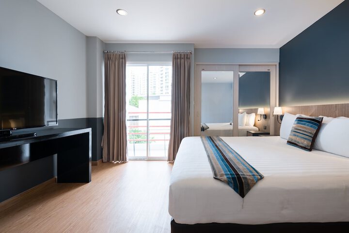 Room 14 of 63