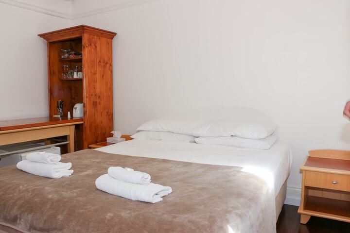 Room 12 of 31