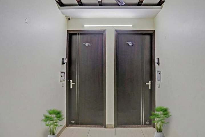 Ballroom/Hall 19 of 24