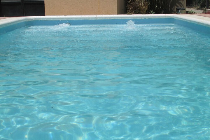 Pool 12 of 33