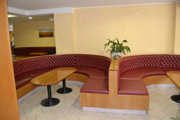 Hotel Interior 9 of 47