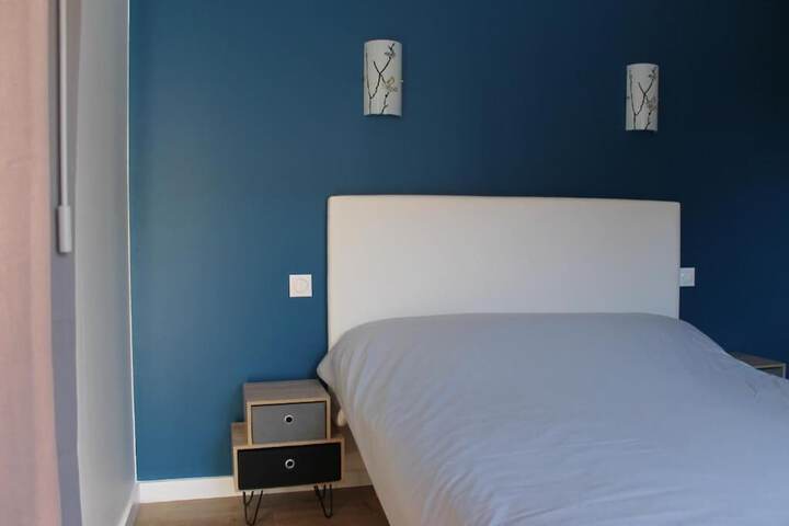 Room 12 of 61