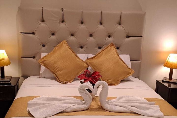 Room 28 of 54