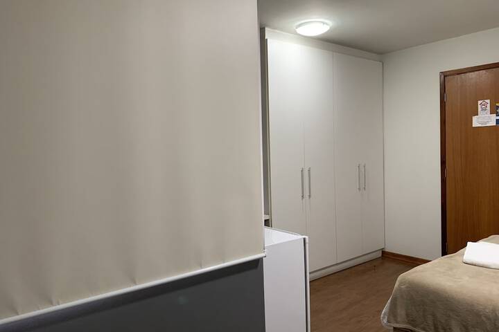 Room 61 of 128
