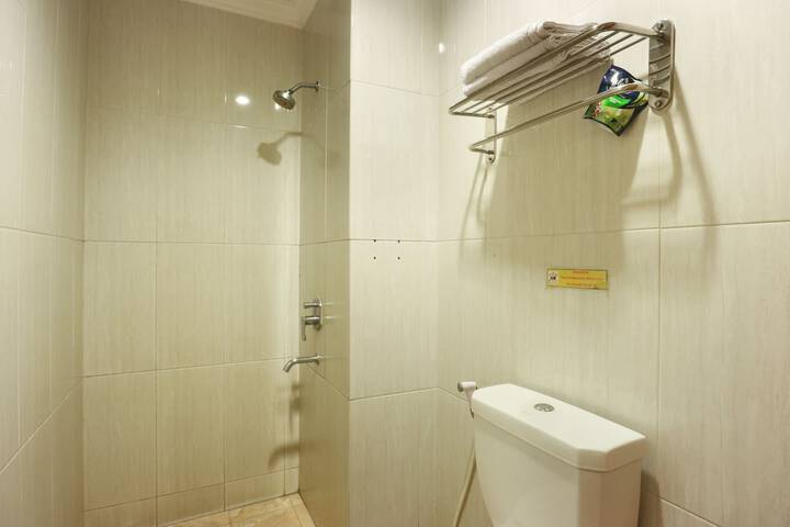 Room 30 of 47
