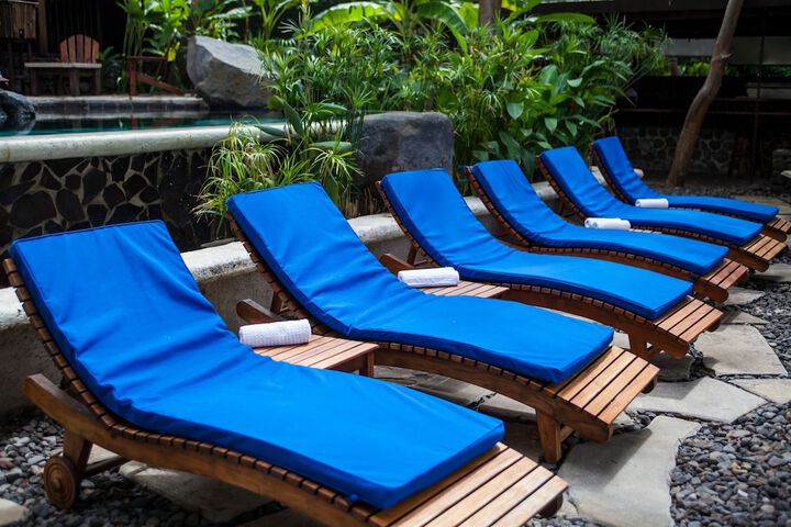 Pools & Facilities