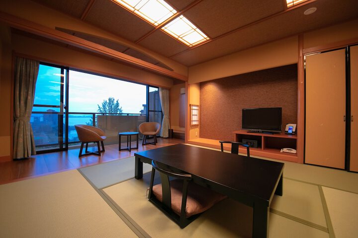 Room 9 of 70