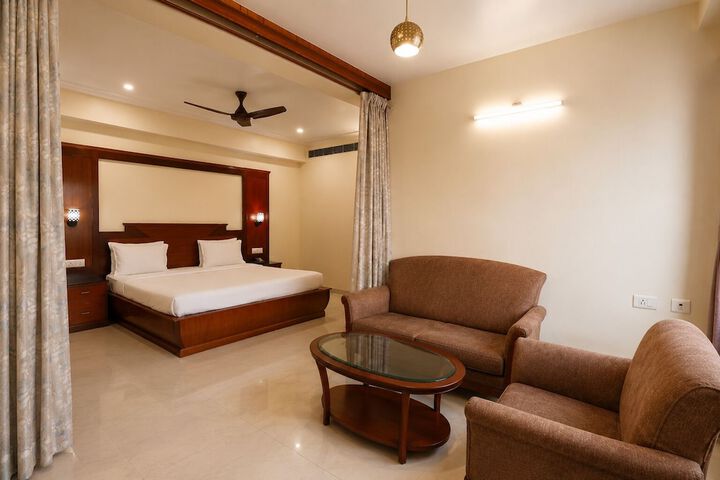 Room 34 of 41