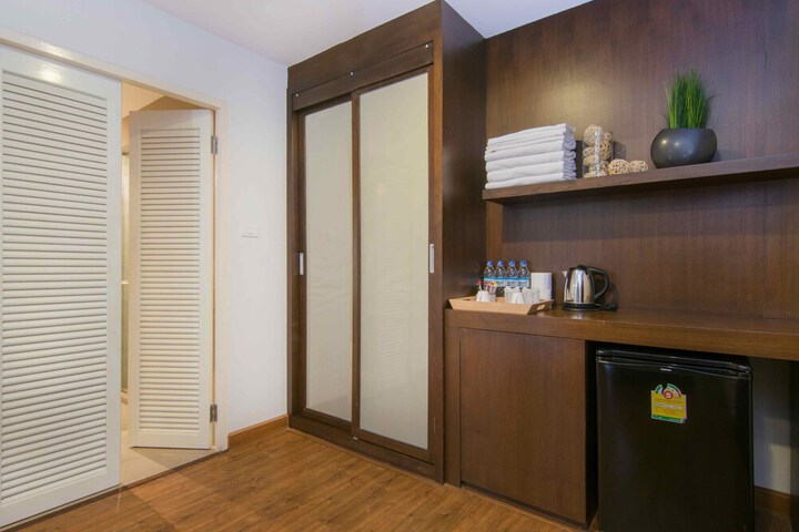Room 19 of 31