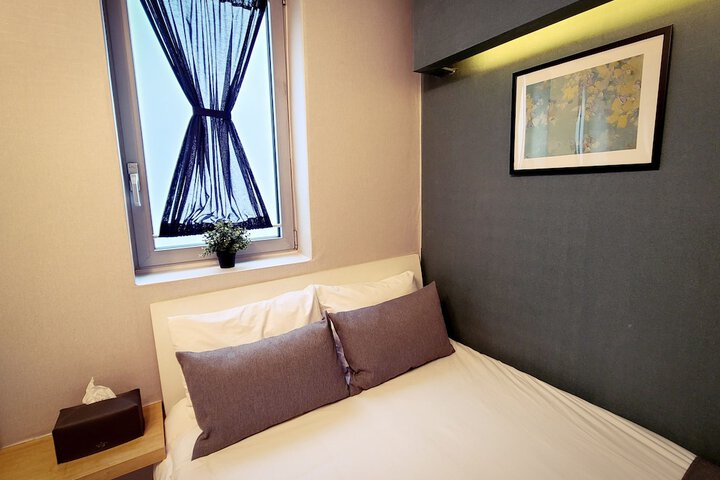 Room 30 of 84