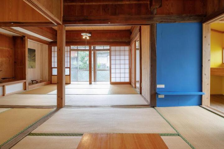 Exterior of Denpaku Hataori Kobo No Aru Yado Amamioshima