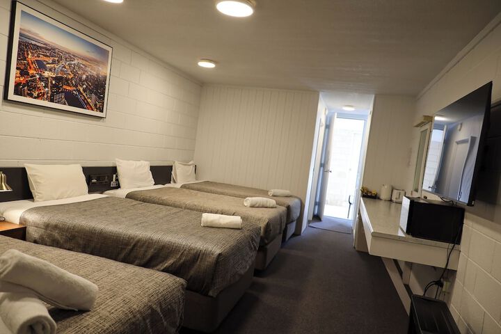 Room 22 of 45