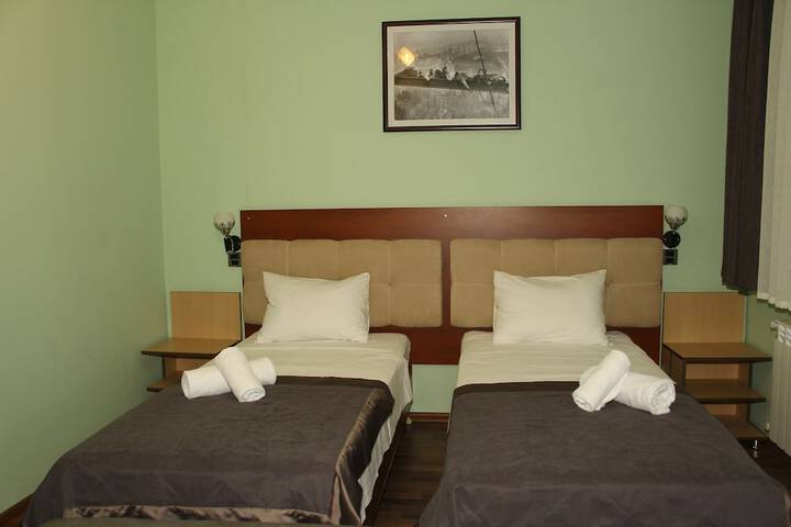 Room 14 of 36