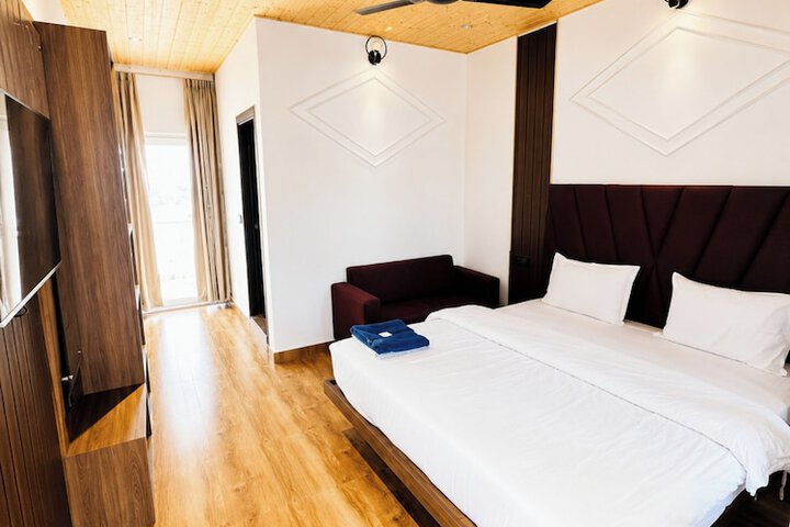 Hotel Kashmiananda Retreat Mussoorie