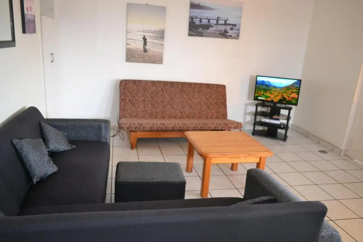 Room 9 of 20
