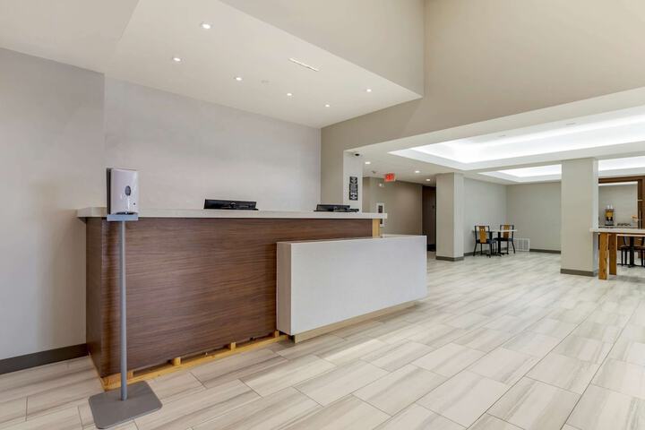 Lobby Entry