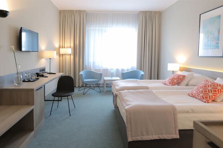 Room 6 of 52