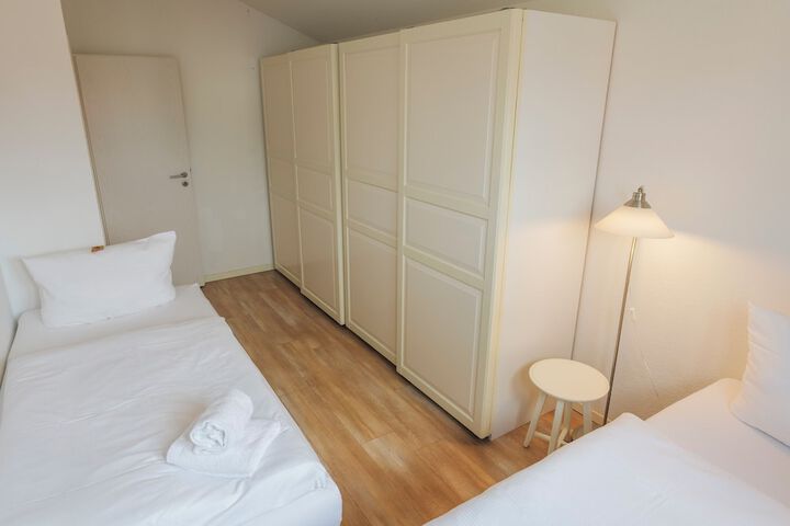 Room 7 of 20