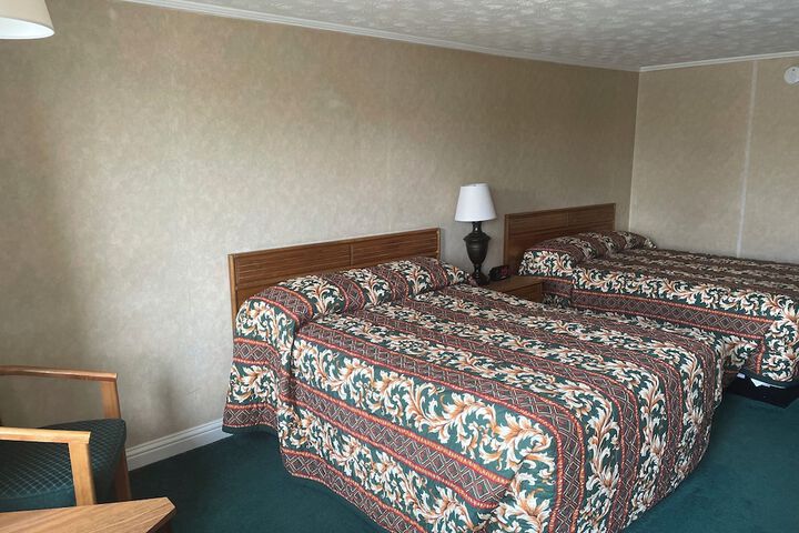 Room 4 of 26