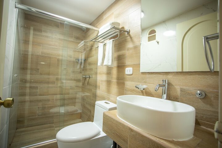 Room 12 of 20