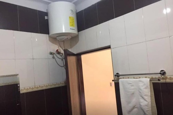 Room 14 of 19