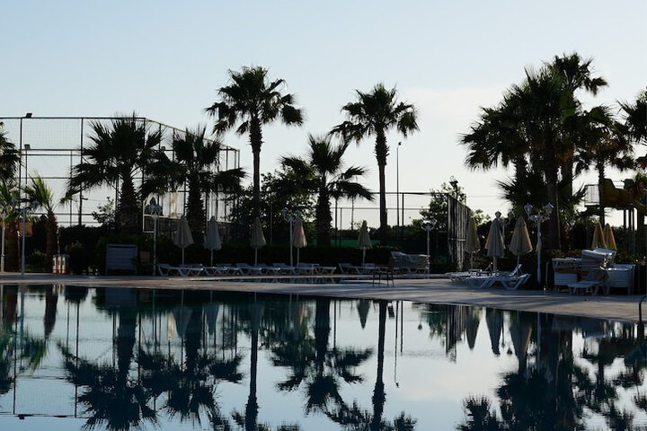 Hotel with Pool