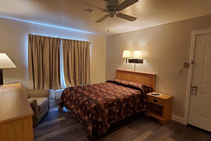 Room 13 of 55