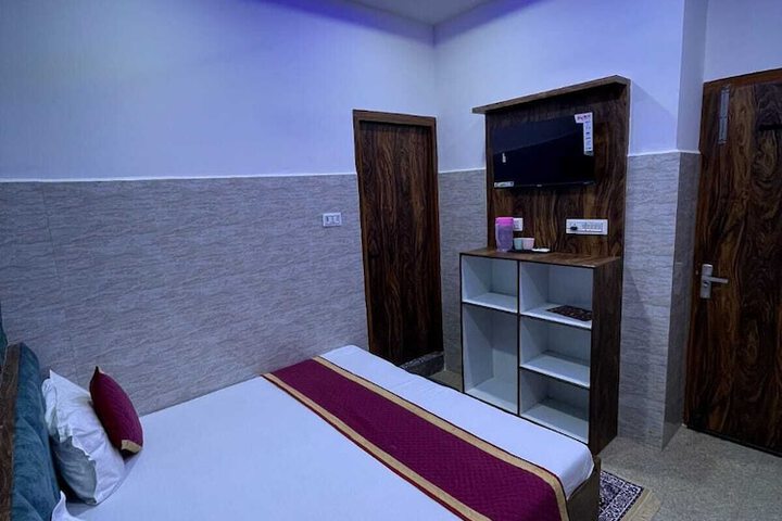 Room 20 of 31